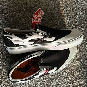 ASAP worldwide vault vans W7.5 M6